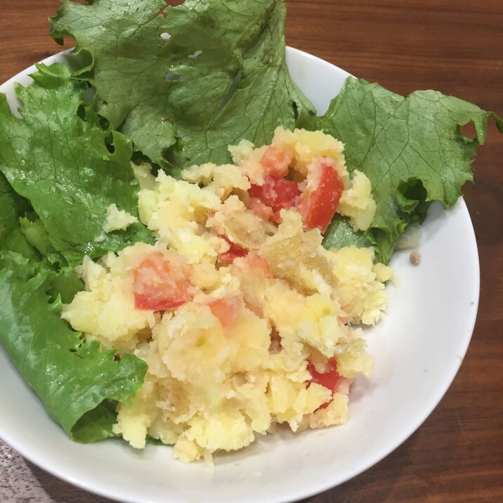 トマト入り生おから入りポテトサラダ